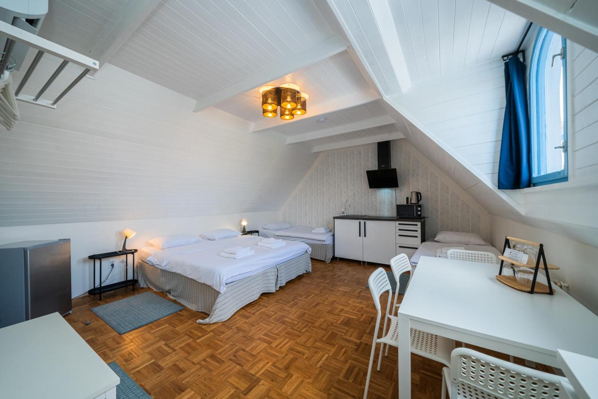 Naturalni Vinarstvi Tomas Krizek, Penzion Dvorek Dolní Dunajovice Exterior foto